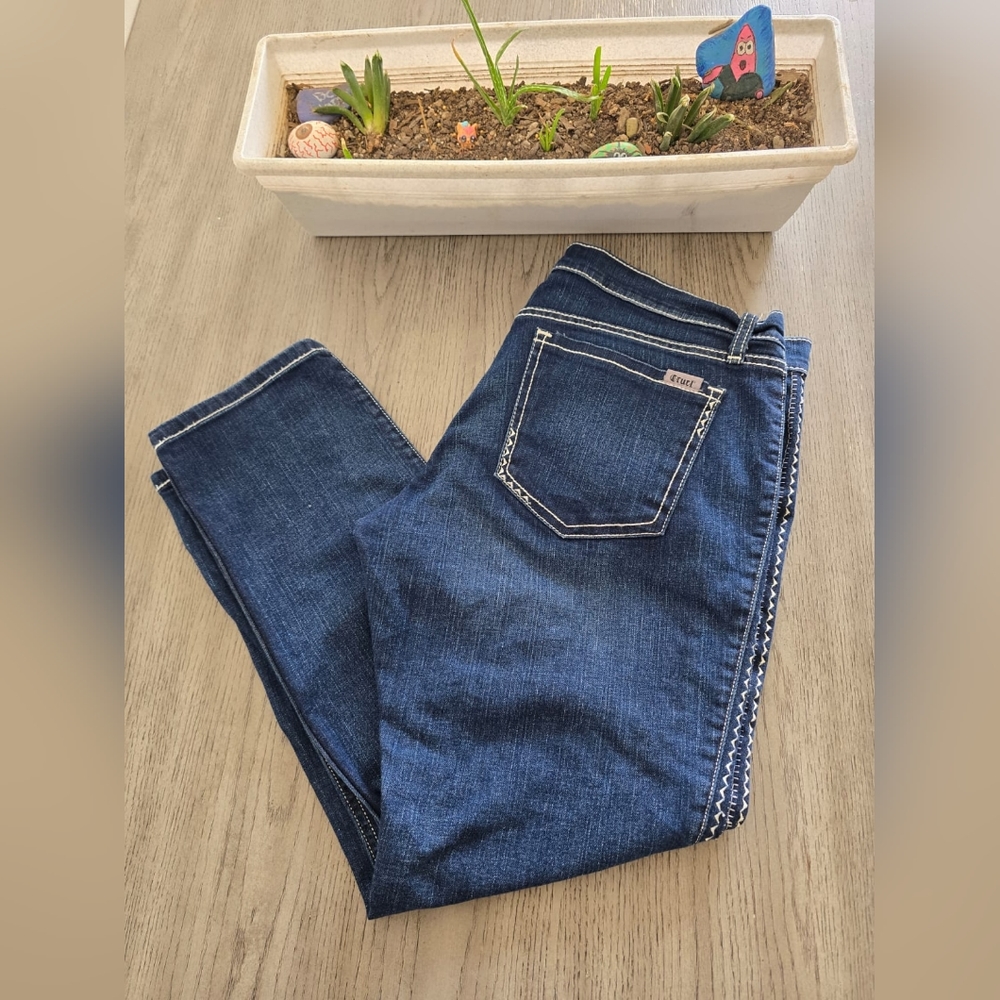 Cruel Rhyon Jeans Womens Size 31/11S Thick Stitch Mid Rise Boyfriend Straight